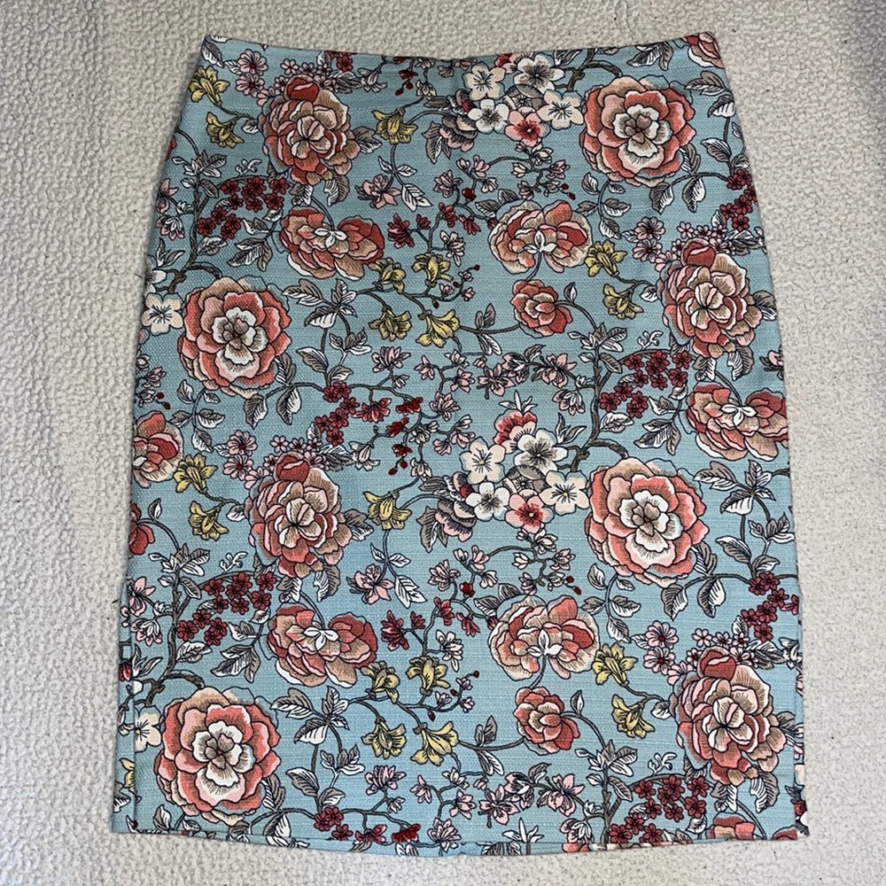 Loft Flower Print Pencil Skirt - Never Worn